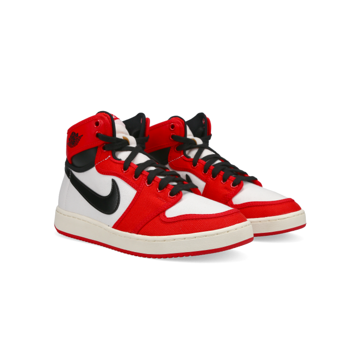 Jordan 1 KO 'Chicago' 2021 - Front View