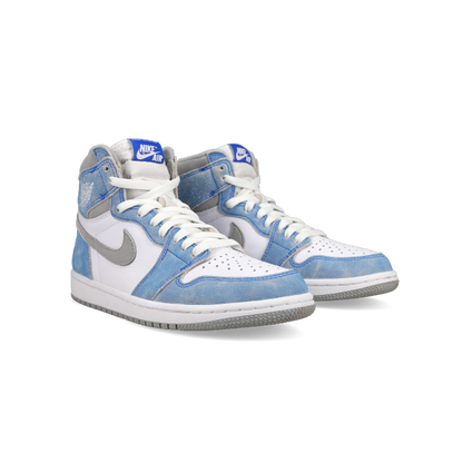 Jordan 1 Retro High OG 'Hyper Royal' - Front View