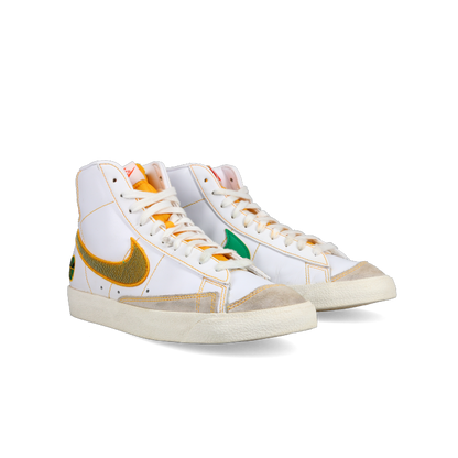 Nike Blazer Mid '77 Vintage 'Roswell Rayguns' - Front View