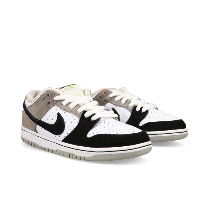 Nike SB Dunk Low 'Chlorophyll' - Front View