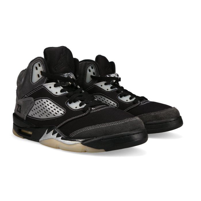 Jordan 5 Retro 'Anthracite' 2021 - Front View