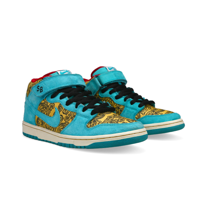 Nike Dunk Mid Premium SB 'Peacock' - Front View