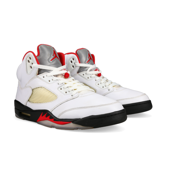 Jordan 5 Retro 'Fire Red' 2020 - Front View