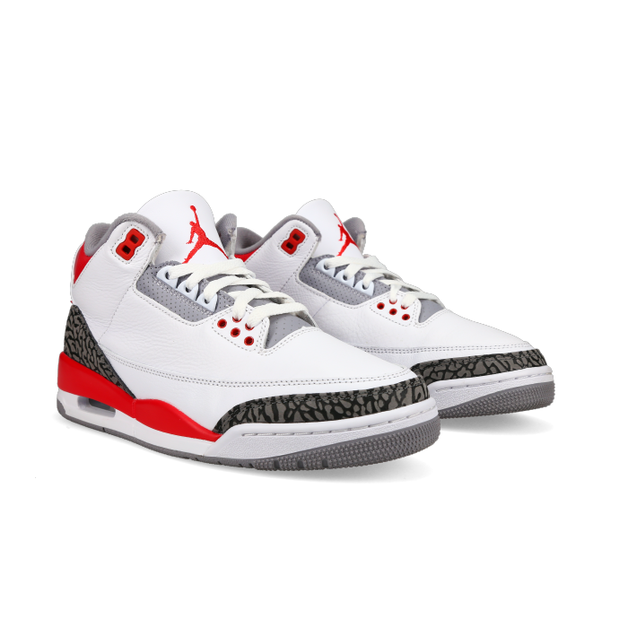 Jordan 3 Retro 'Fire Red' 2022 - Front View