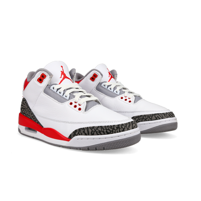 Jordan 3 Retro 'Fire Red' 2022 - Front View