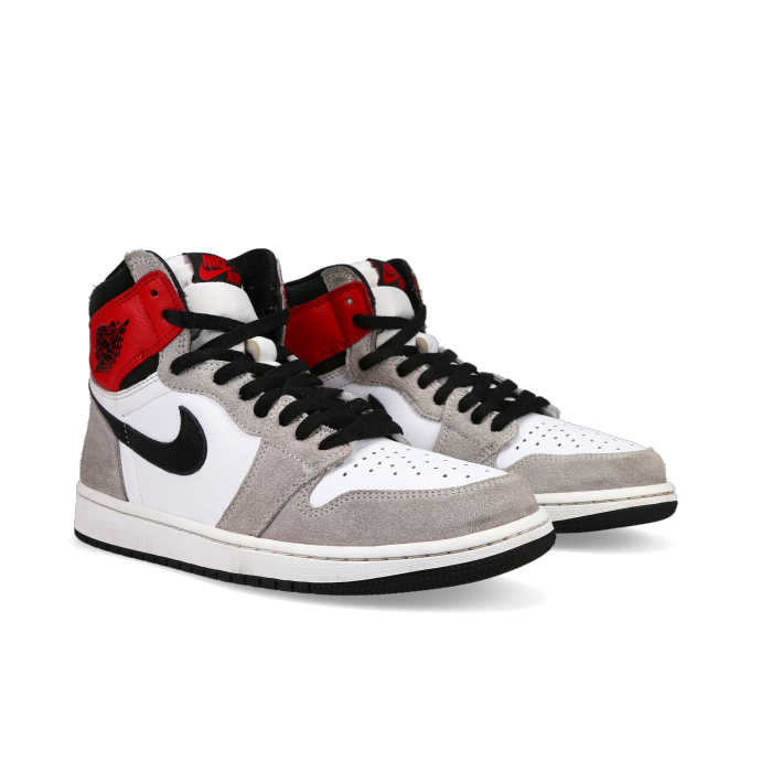 Jordan 1 Retro High OG 'Light Smoke Grey' - Front View