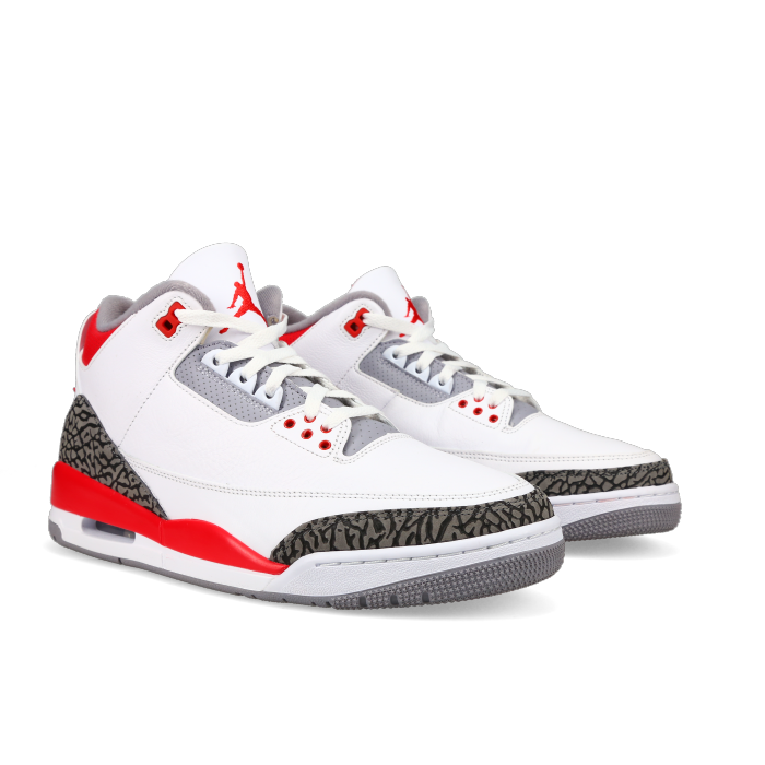 Jordan 3 Retro 'Fire Red' 2022 - Front View