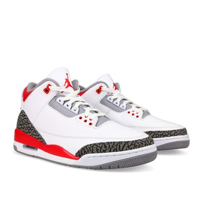 Jordan 3 Retro 'Fire Red' 2022 - Front View