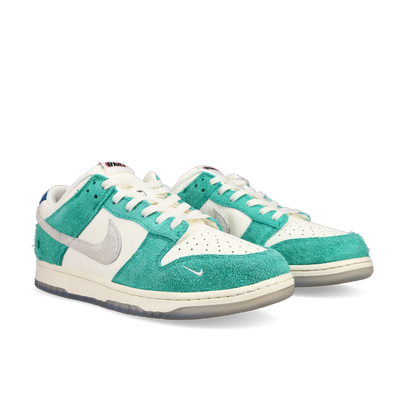 Nike SB Dunk Low X Kasina 'Road Sign' - Front View