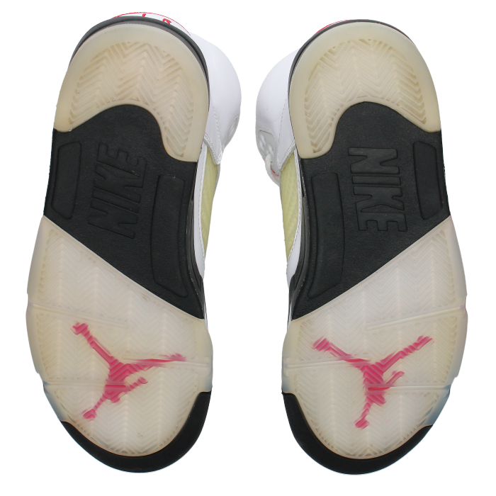 Jordan 5 Retro 'Fire Red' 2020 - Back View