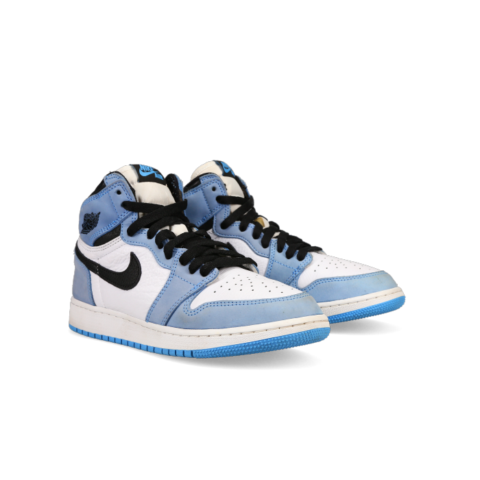 Jordan 1 Retro High OG 'University Blue' (GS) - Front View