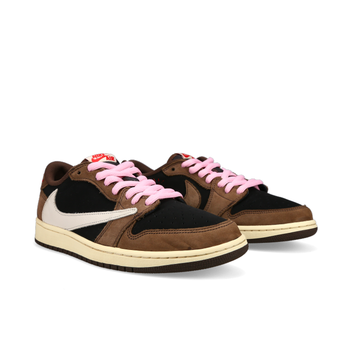 Travis Scott X Jordan 1 Retro Low OG SP 'Mocha' - Front View