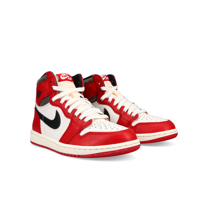 Jordan 1 Retro High OG 'Chicago Lost And Found' - Front View