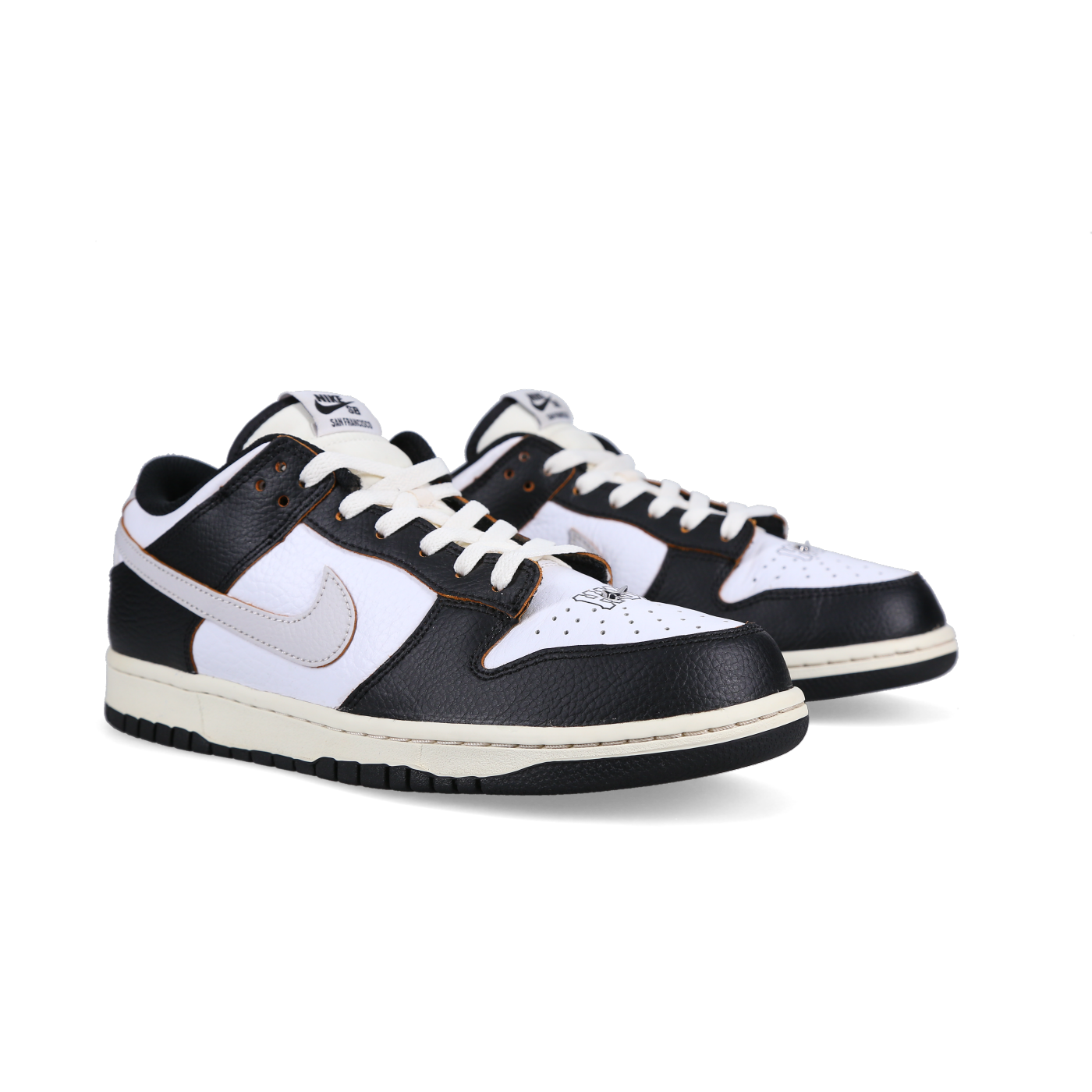 HUF X Nike SB Dunk Low 'San Francisco' - Front View