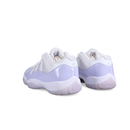 Jordan 11 Retro Low 'Pure Violet' (W)