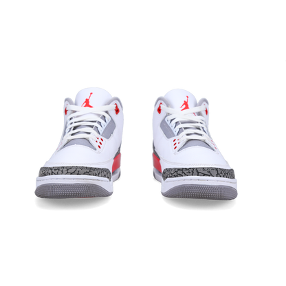 Jordan 3 Retro 'Fire Red' 2022 - Back View