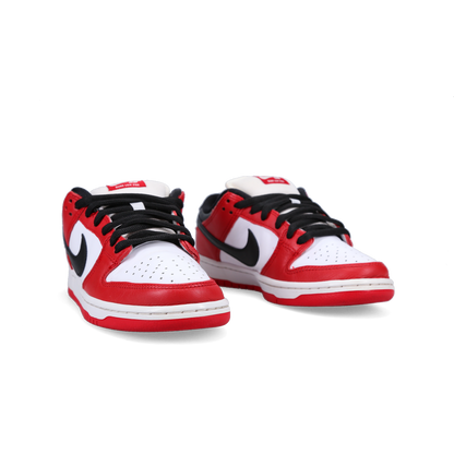 Nike SB Dunk Low 'J-Pack Chicago' - Side View