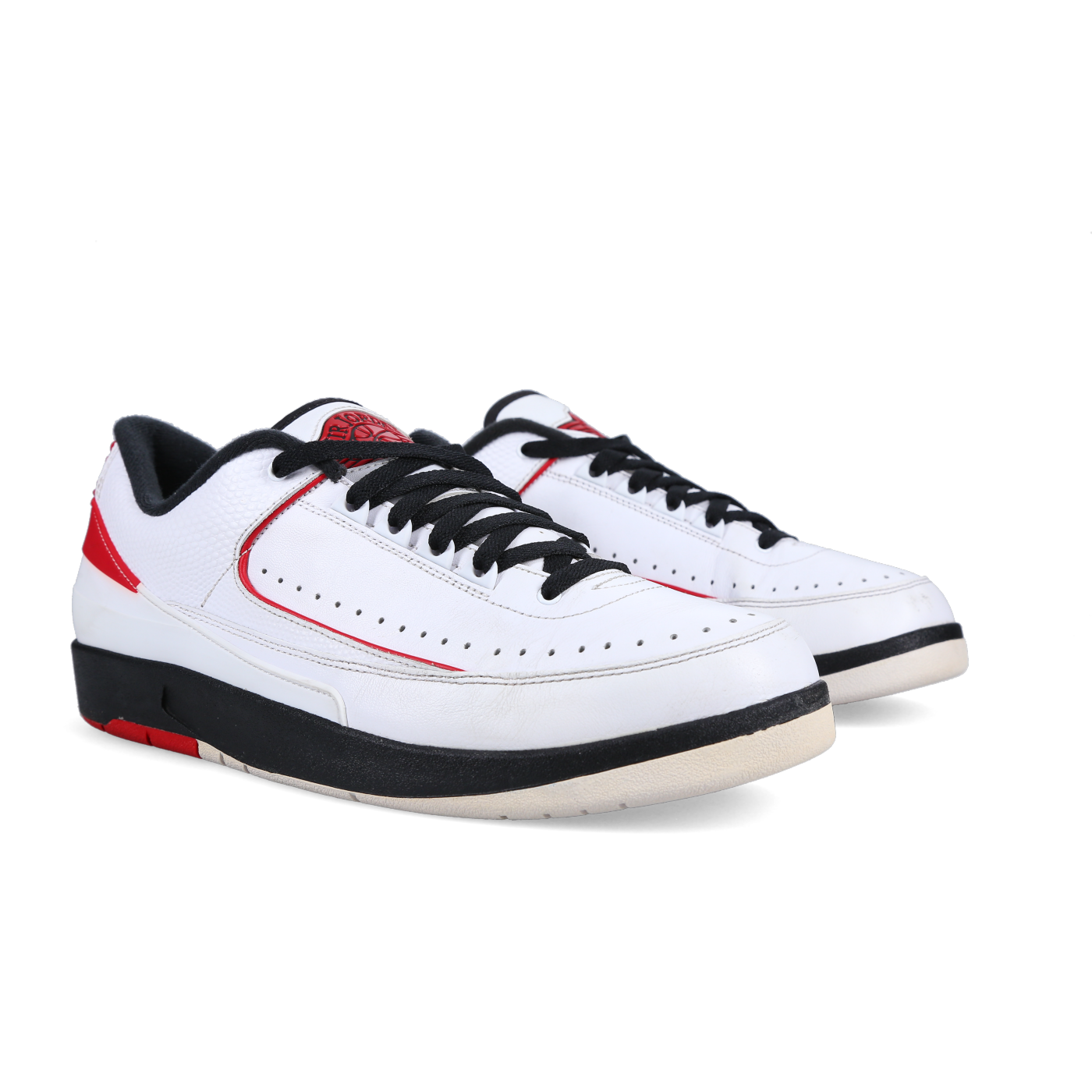 Jordan 2 Retro Low 'Chicago' 2016 - Front View