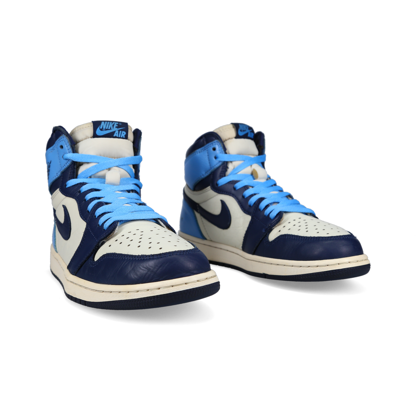 Jordan 1 Retro High OG 'Obsidian' - Side View