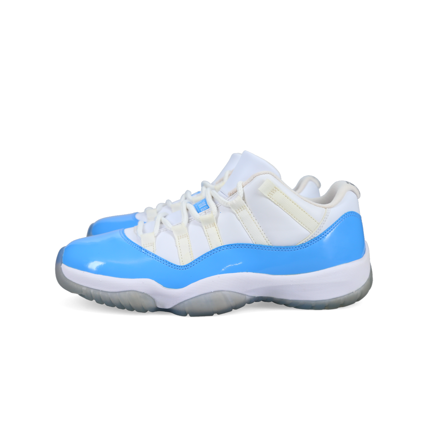 Jordan 11 Retro Low 'UNC'