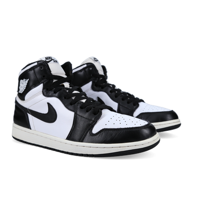 Jordan 1 Retro High OG 'Black White' 2014 - Front View