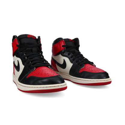 Jordan 1 Retro High OG 'Bred Toe' - Side View