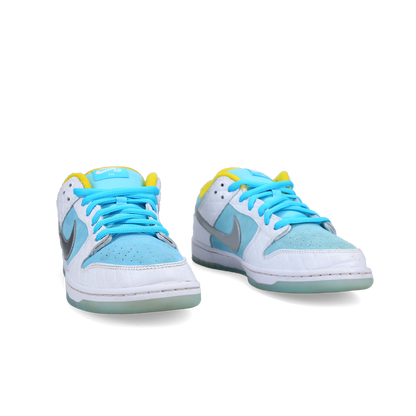 FTC X Nike SB Dunk Low 'Lagoon Pulse' - Side View