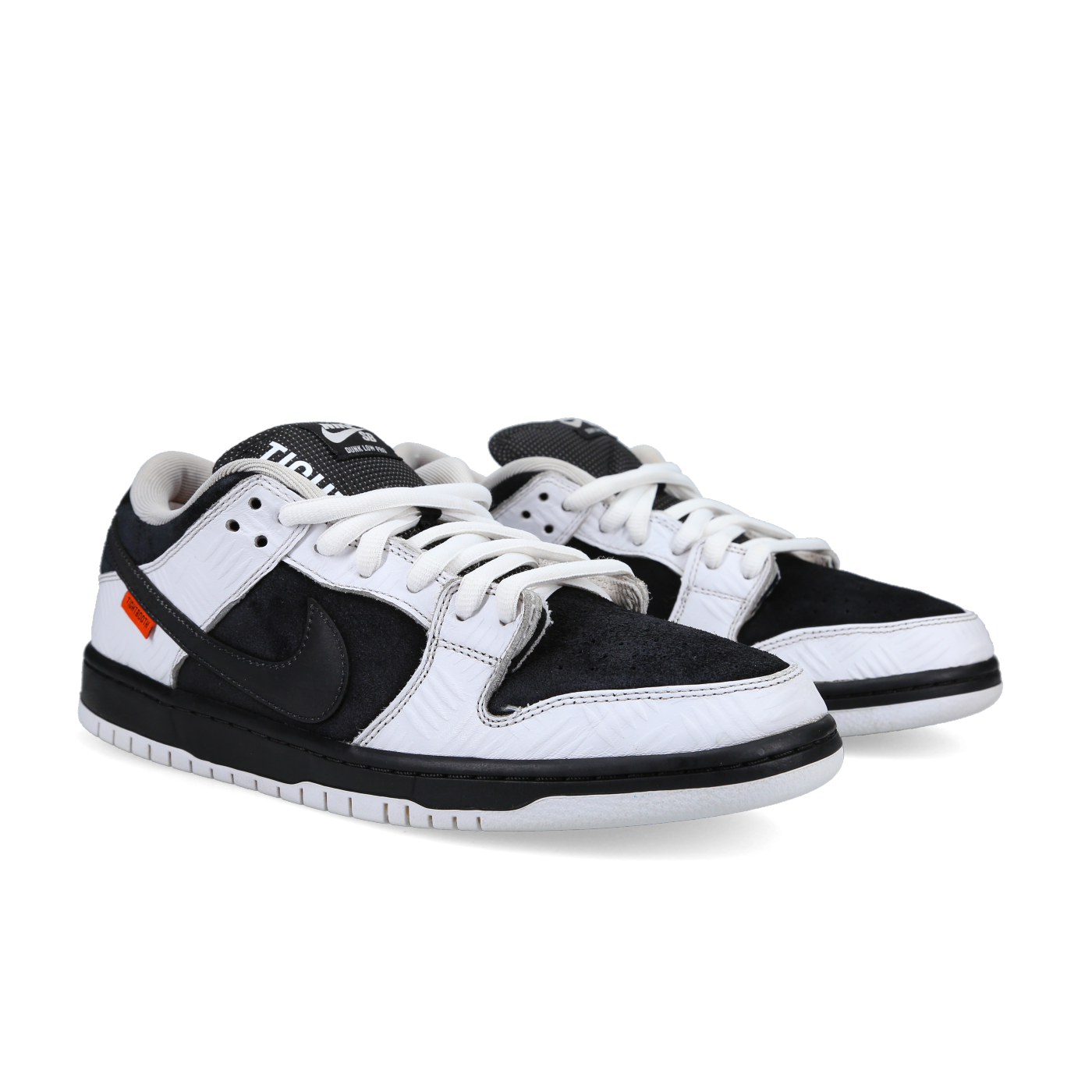 Tightbooth X Dunk Low SB - Front View