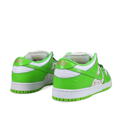 Supreme X Nike SB Dunk Low QS 'Mean Green'