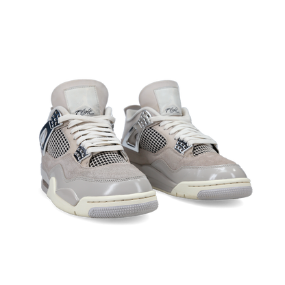 Jordan 4 Retro WMNS 'Frozen Moments' (W) - Side View