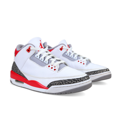 Jordan 3 Retro 'Fire Red' (2022) - Front View