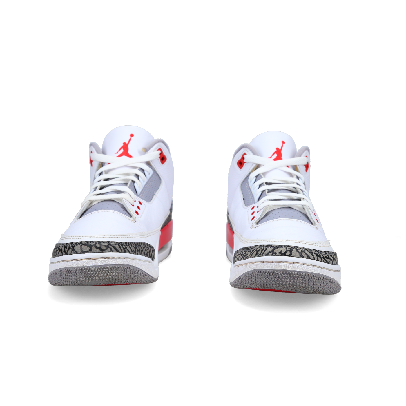 Jordan 3 Retro 'Fire Red' (2022) - Back View