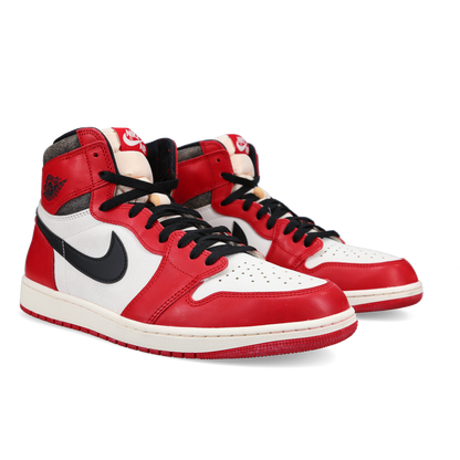 Jordan 1 Retro High OG 'Chicago Lost Found' - Front View