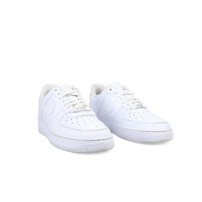 WMNS Air Force 1 '07 'Triple White'(W) - Side View